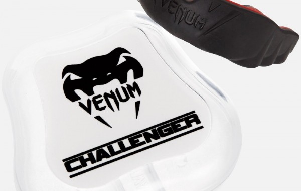 Venum Challenger Mouthguard