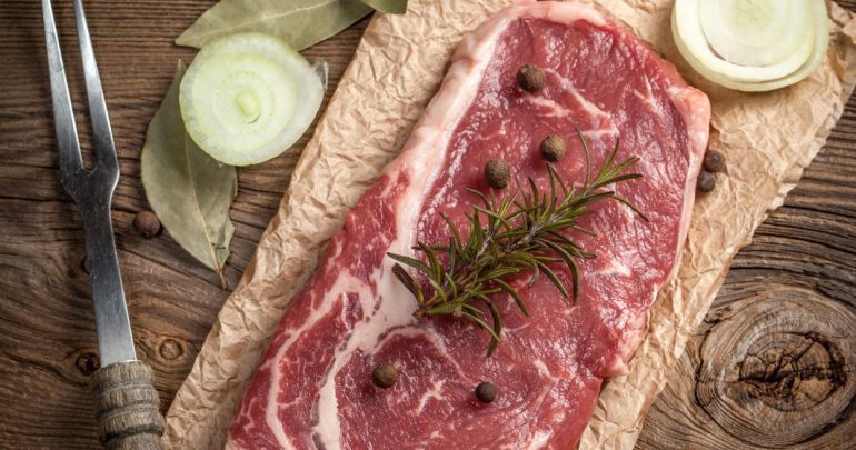 Grilled Lamb Chops with Red Wine