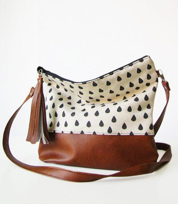 Raindrops-Boho-bag-Crossbody-bag-Canvas-and-Vegan-Leather-Slouchy-Messanger-bag-Shoulder-bag-Tassels-Clutch-purse_2.jpg