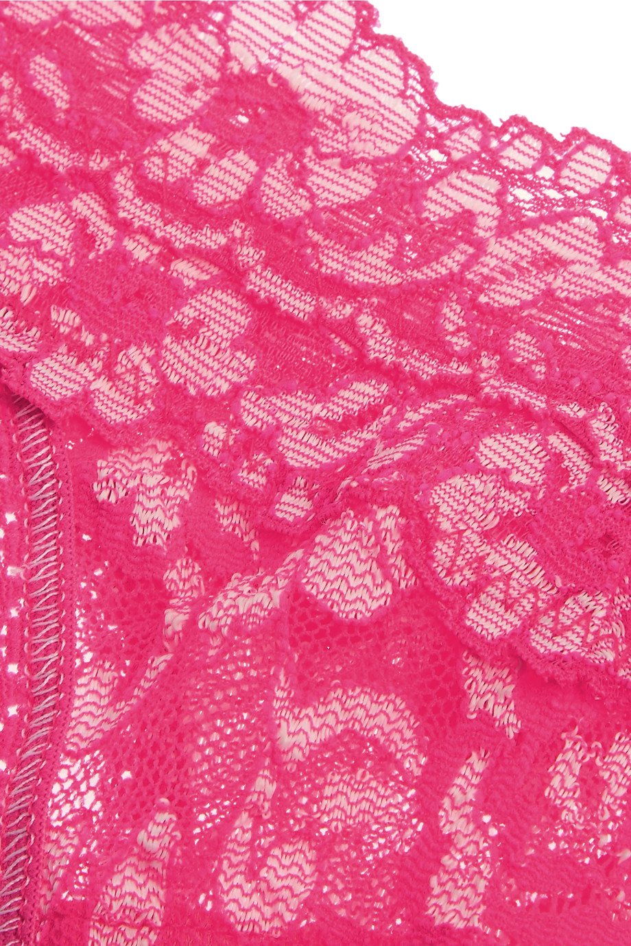 Signature Low-Rise stretch-lace thong (4)