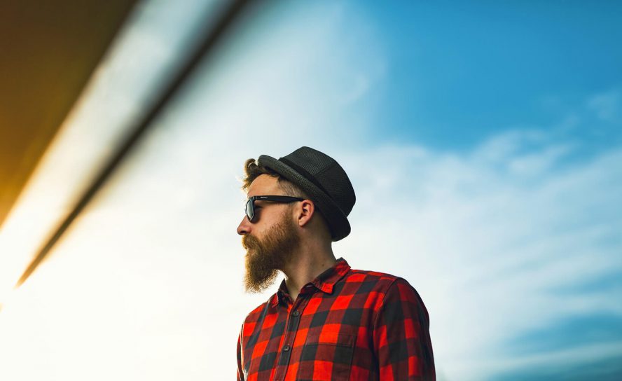 How many New Yorkers have a beard?