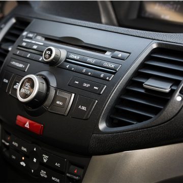Is In-Car Multimedia Really Necessary?