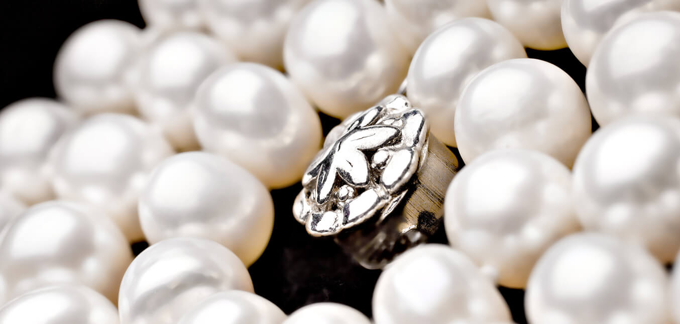 How to Mix and Match Jewelry
