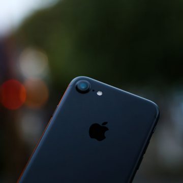 Olloclip's New Lenses Attach Quickly to Your iPhone 7