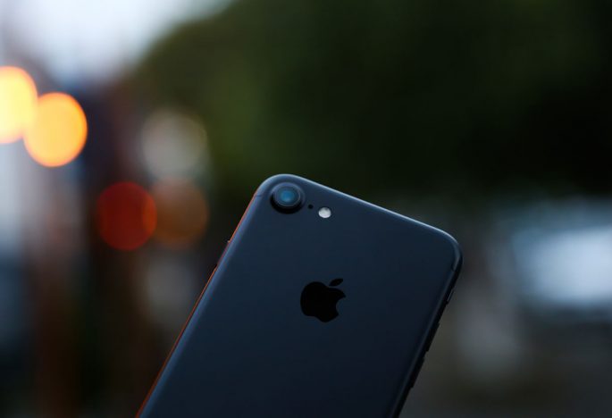 Olloclip’s New Lenses Attach Quickly to Your iPhone 7