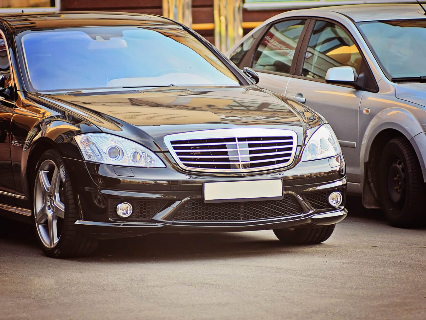 Airport Shuttle &  Underground Parking