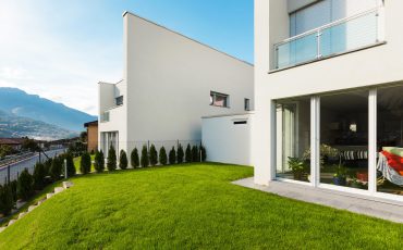 3-storey apartment in Cleveland, Ohio