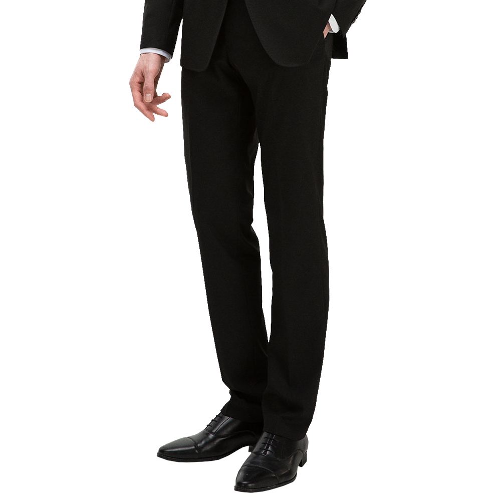 Basic suit. Chest pocket detail. Classic button fastening. Pin lapel detail. 5