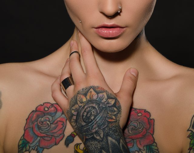 The “finger tattoos” and their meaning