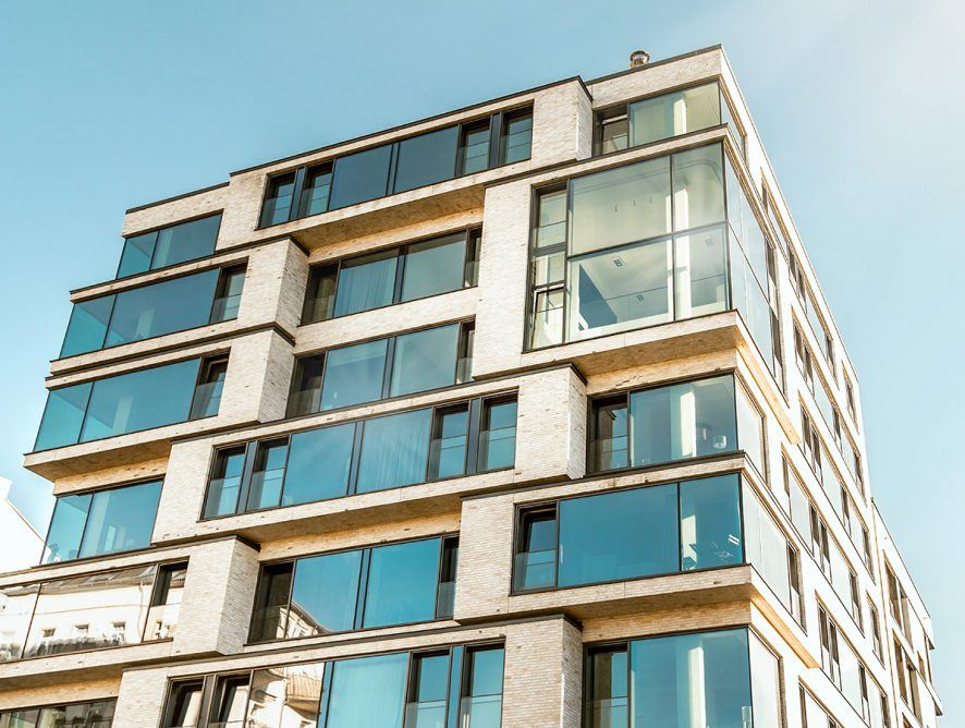 Fitting a Square Building