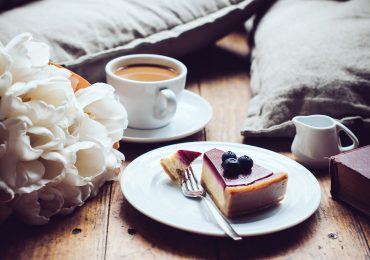 10 Awesome Uses for Old Coffee Beans