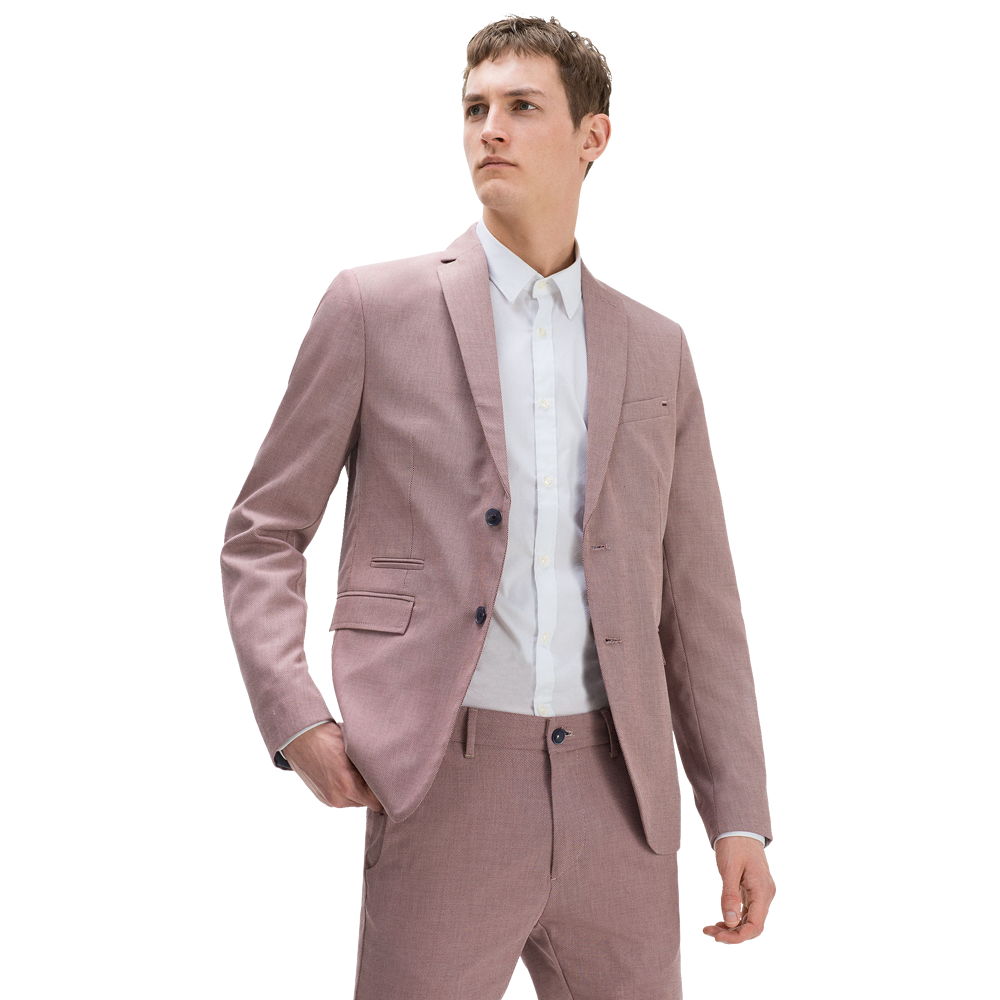 Textured suit. Breast pocket. Classic button fastening 2
