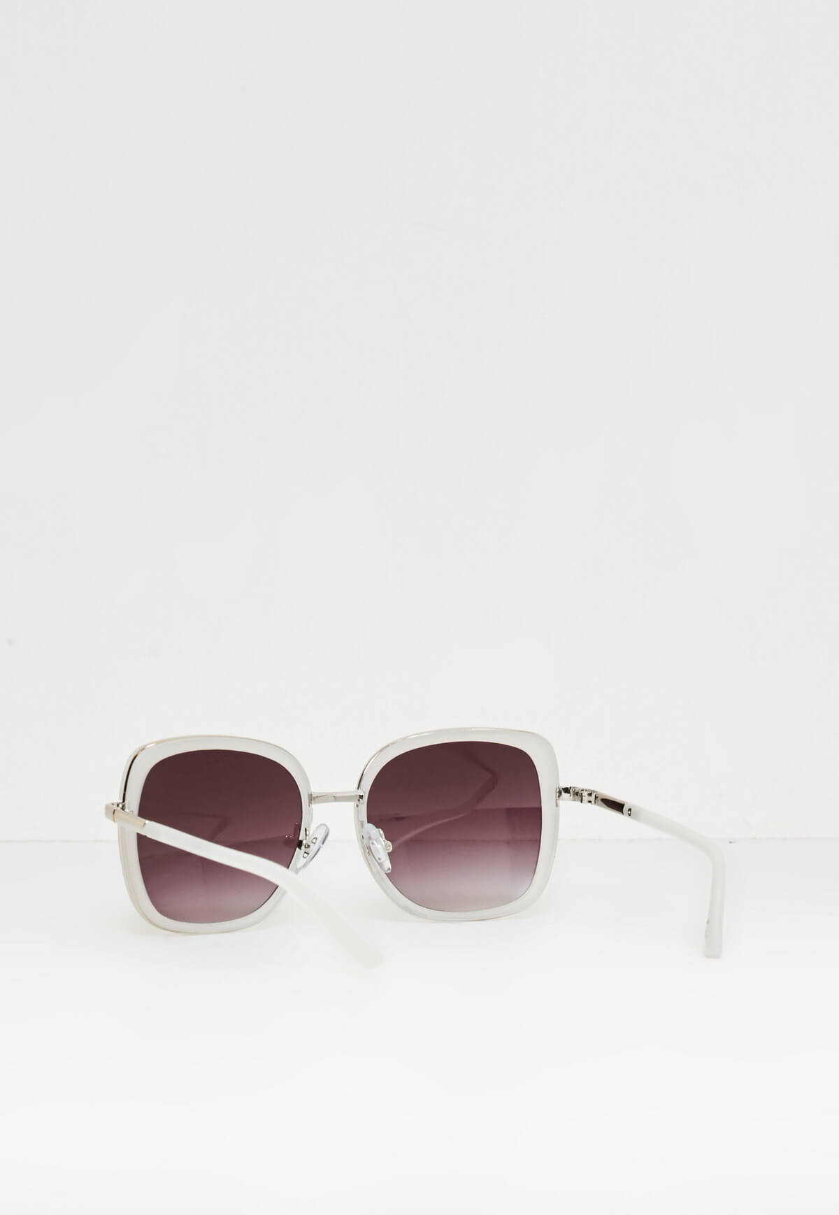 White matte frame square sunglasses (2)